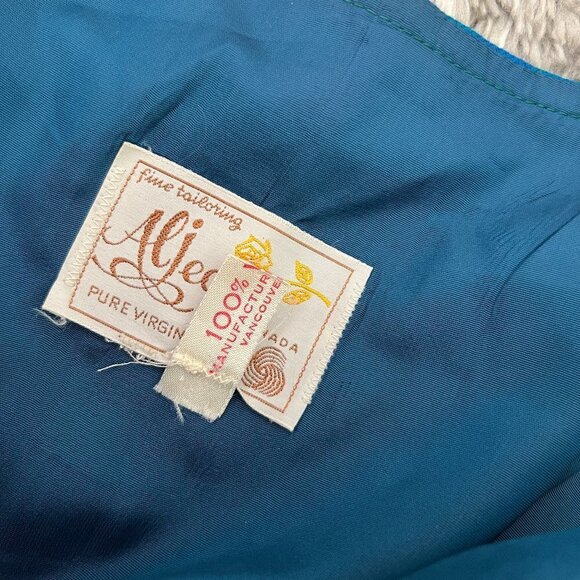 Vintage 1970's 100% Wool Blue Plaid Button Up Vest - Picture 7 of 7